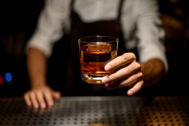Can a Bar Be Held Liable if You’re Injured by a Drunk Driver in New York?